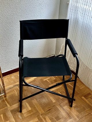 Sillón director plegable negro 15€ cada uno.