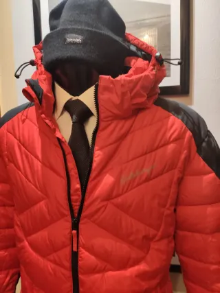 Plumas NORWAY roja y negra