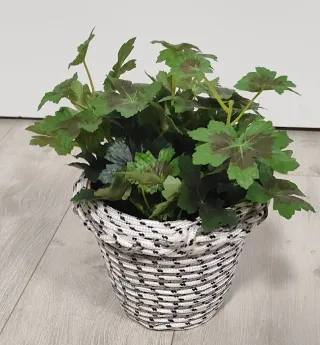 Macetero artesanal cuerda gris y blanco