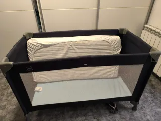 Cuna de viaje con colchón