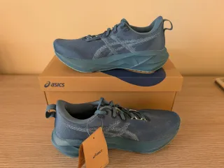 Zapatillas Asics Novablast 5 Hombre