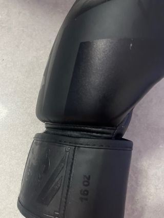 Guantes de Boxeo Venum Negros