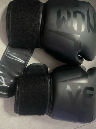 Guantes de Boxeo Venum Negros