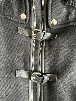 Cappotto Zara con cappuccio e pelo XS