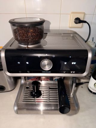 Cafetera Cecotec Cumbia Express Acero Negro