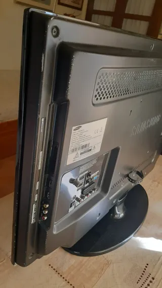 Televisión Samsung 32" HD