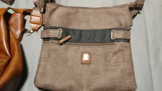 Bolsos, no son de marca.10€ cada bolso