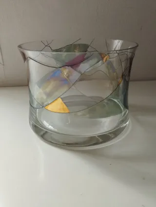 Jarrón de cristal decorado