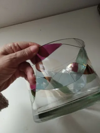 Jarrón de cristal decorado