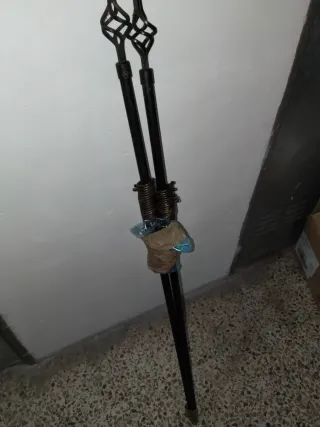 Barra de cortina decorativa con anillas