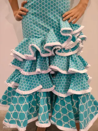 Traje Flamenca Niña Turquesa Lunares. 6-8 años