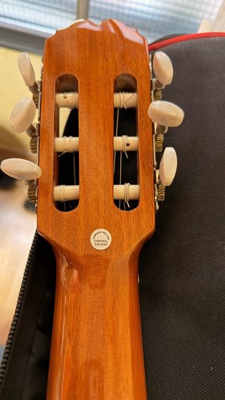 Guitarra clásica Admira Rosario – Como nueva