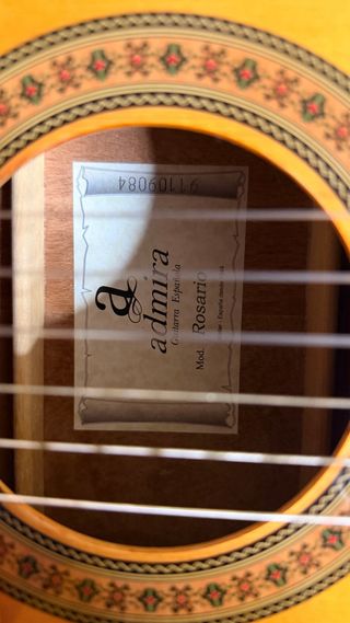 Guitarra clásica Admira Rosario – Como nueva