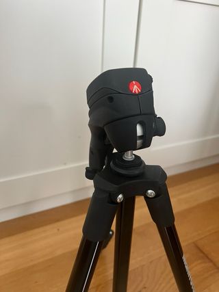 Trípode Manfrotto Compact Action Negro