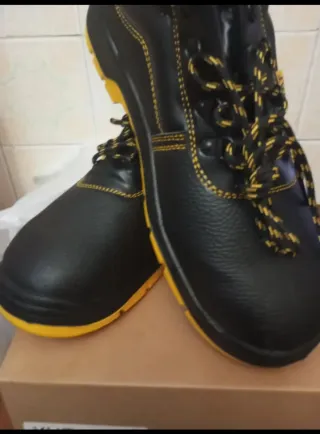 Botas de seguridad punta de hierro nuevas