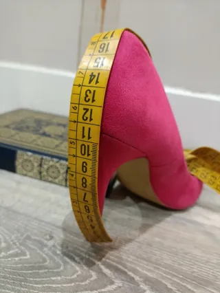 Zapatos cerrados de tacón SUITEBLANCO talla 36