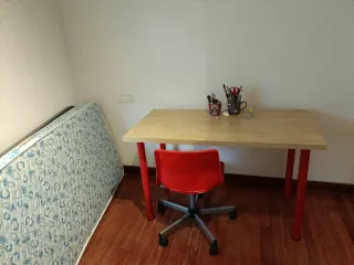 Colchón 80x180, Mesa Escritorio 120x60 y Silla
