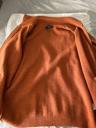 Chaqueta de punto naranja con cremallera