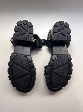 Sandalias Negras