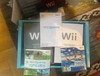 Nintendo Wii Negra + Wii Sports Resort Pak