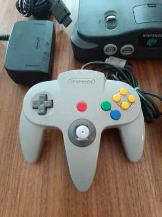 Consola Nintendo 64.