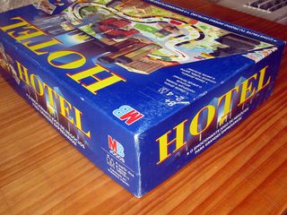 HOTEL DE MB NUEVO COMPLETO CON FAROLAS DEL ROYAL