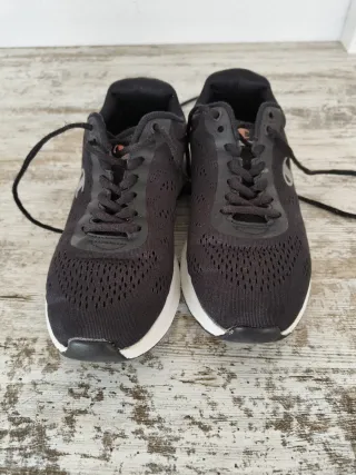 Zapatillas Champion Negras y Rosas