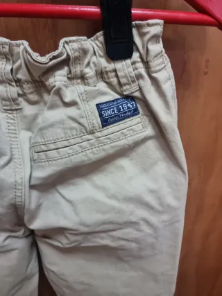 Pantalón chino niño beige talla aprox 9-10