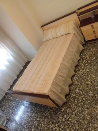 Conjunto habitación 2 camas espejo coqueta