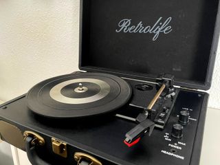 Tocadiscos Maleta Altavoces Integrados y Bluetooth