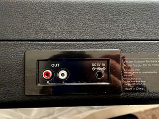 Tocadiscos Maleta Altavoces Integrados y Bluetooth