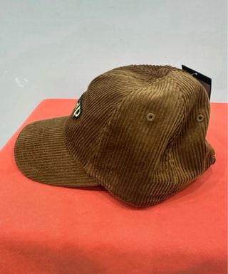 Cappellino recap in velluto marrone