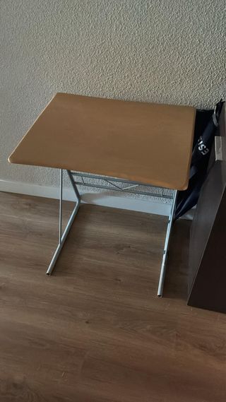 Mesa de estudio madera y metal