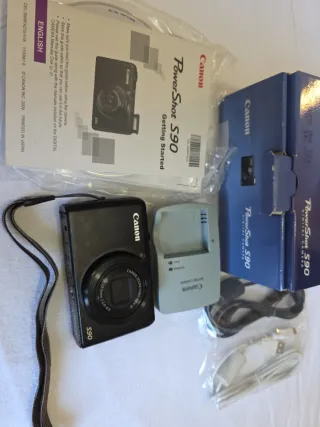 Cámara Canon PowerShot S90 Digital.