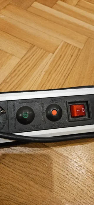 Regleta 8 enchufes con interruptor