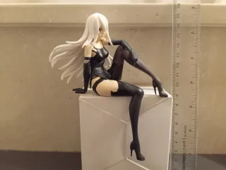 Figura Automata Nier 2B ragazza manga anime giapponese