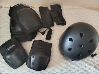 Set Protectores Skate/Patines Gonex Negro