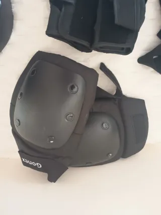 Set Protectores Skate/Patines Gonex Negro