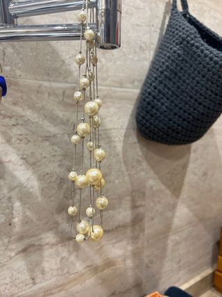 Collares y pendientes diseño