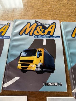 Manuales de Conducción M&A Permisos Camión y Moto