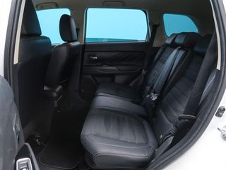 Mitsubishi Outlander 2.0 PHEV KAITEKI AUTO 4WD