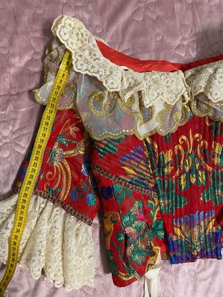 Traje de Fallera Rojo y Multicolor