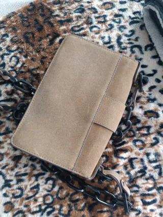 Bolso piel Mango beige y negro