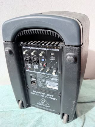 Altavoz Behringer Portátil Negro/Gris