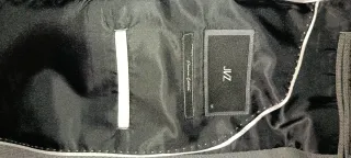 Traje de chaqueta gris con chaleco