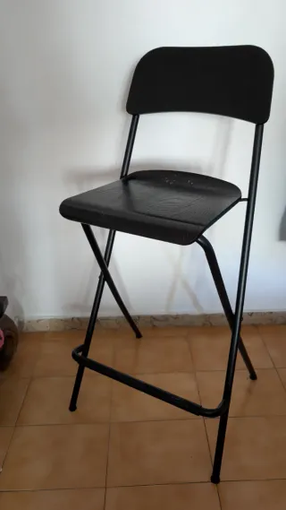 2 Silla alta plegable negra/ taburete ikea