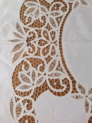 Mantelería antigua de hilo redonda