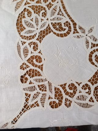 Mantelería antigua de hilo redonda