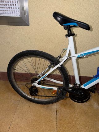 Bicicleta Rockrider S1 Aluminio R28