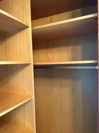 Armario esquinero madera cerezo